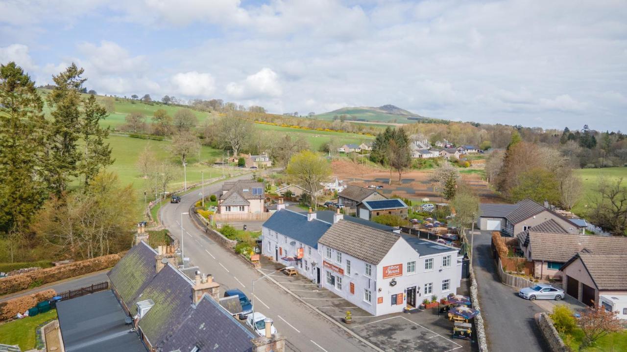 Horse And Hound Country Inn Bonchester Bridge Exteriör bild