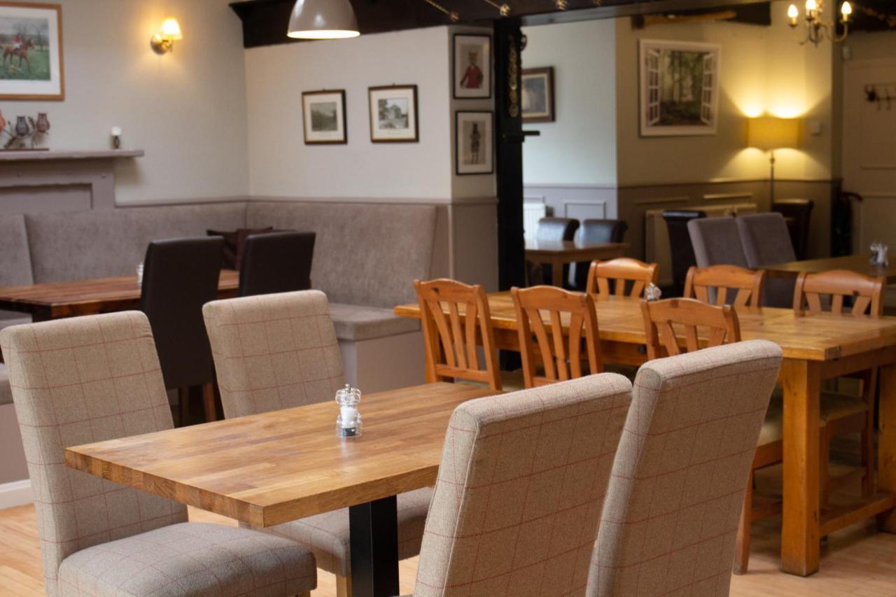 Horse And Hound Country Inn Bonchester Bridge Exteriör bild